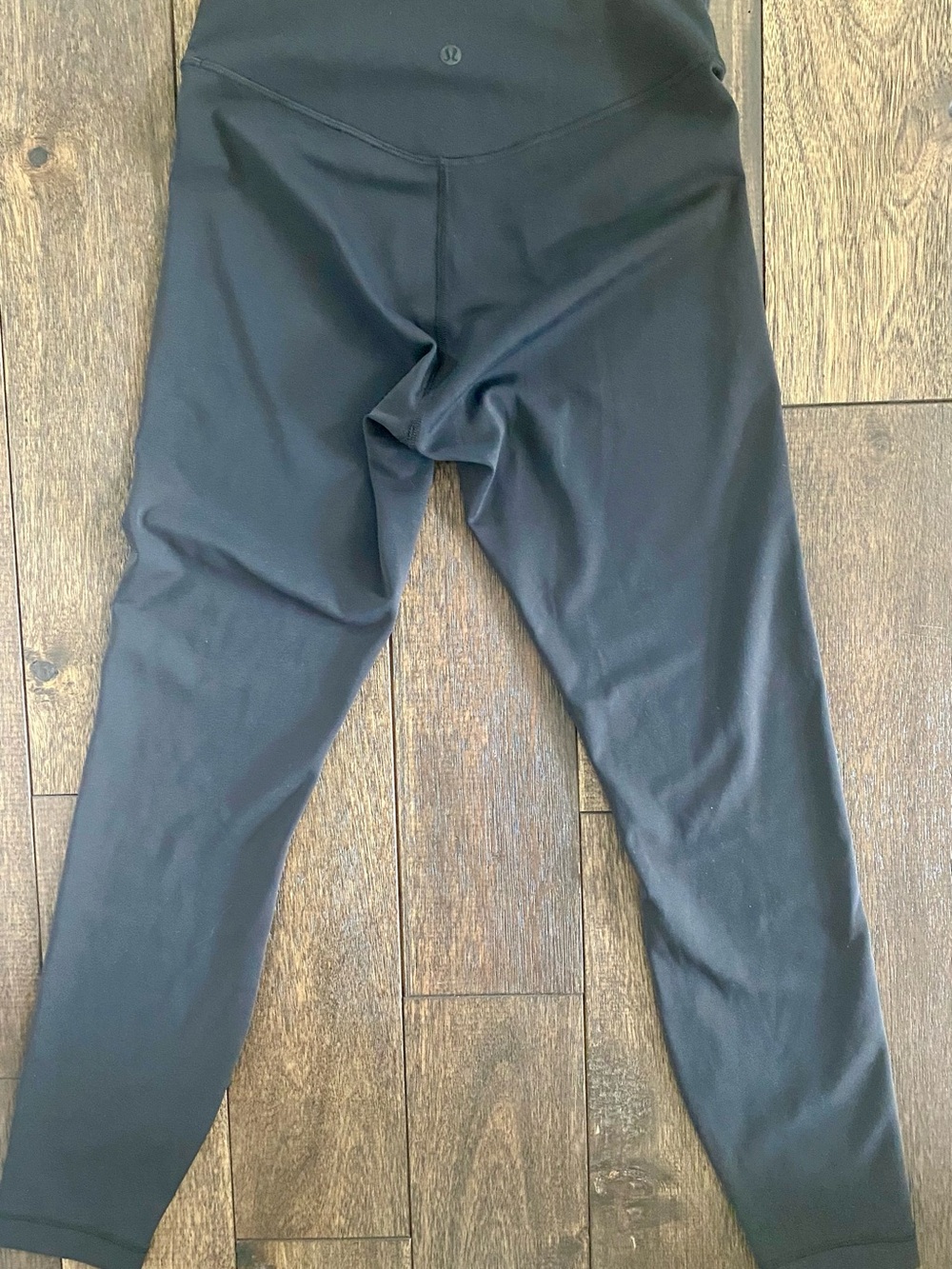lululemon Women Black Performance Leggings - 25”